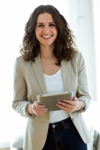 mulher de negócios jovem sorrindo